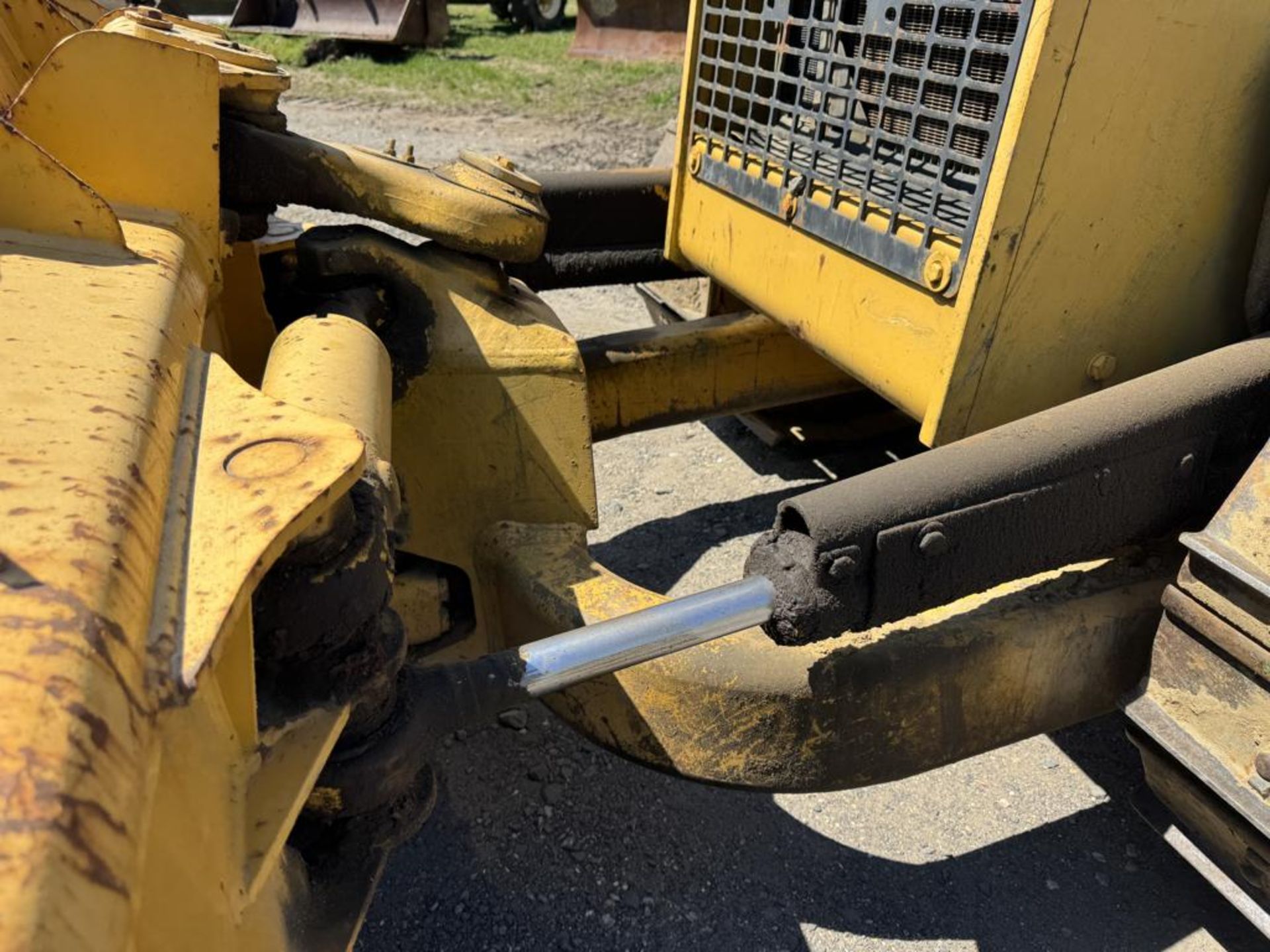 John Deere 450G Crawler Dozer - Image 11 of 25