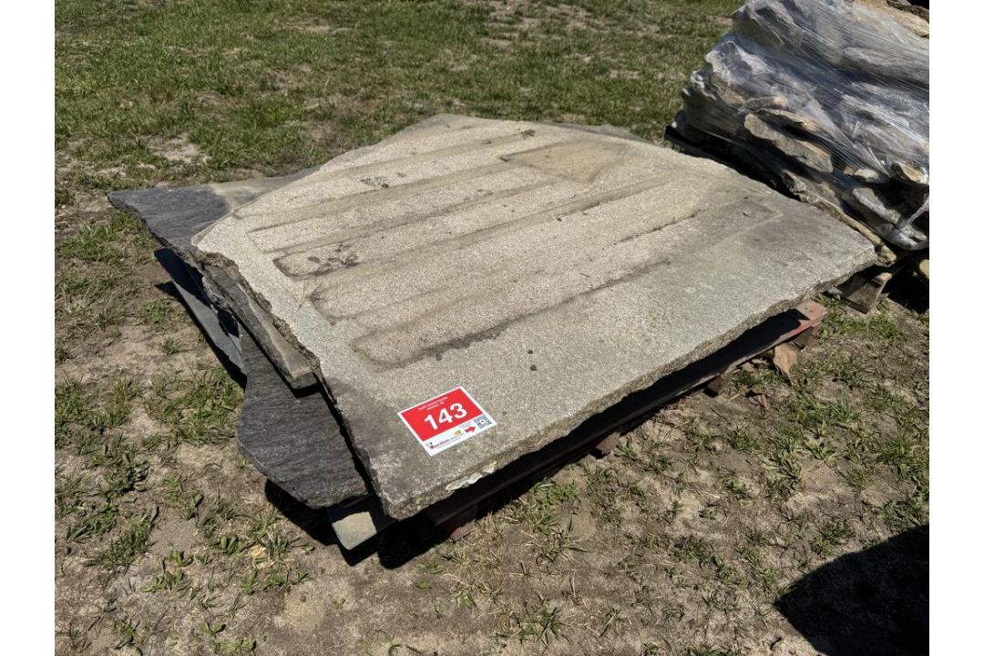Pallet of Hardscape Slate - Image 1 of 2