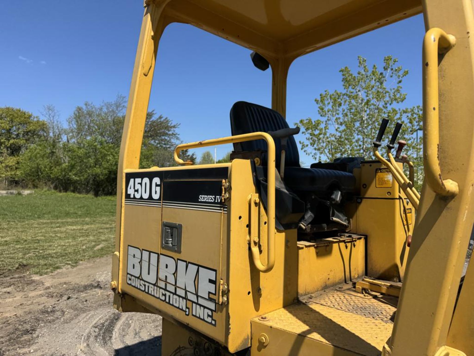 John Deere 450G Crawler Dozer - Image 18 of 25