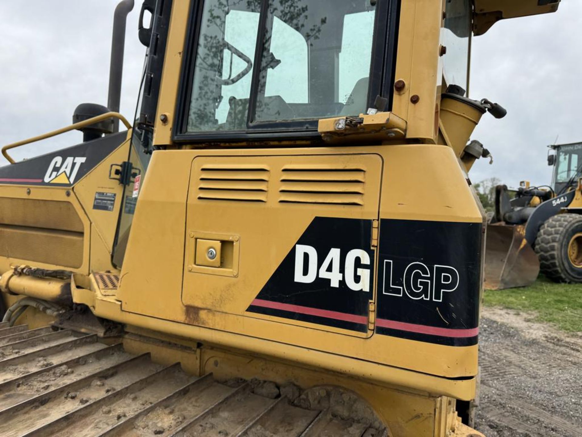 Caterpillar D4G LGP Crawler Dozer - Image 30 of 38