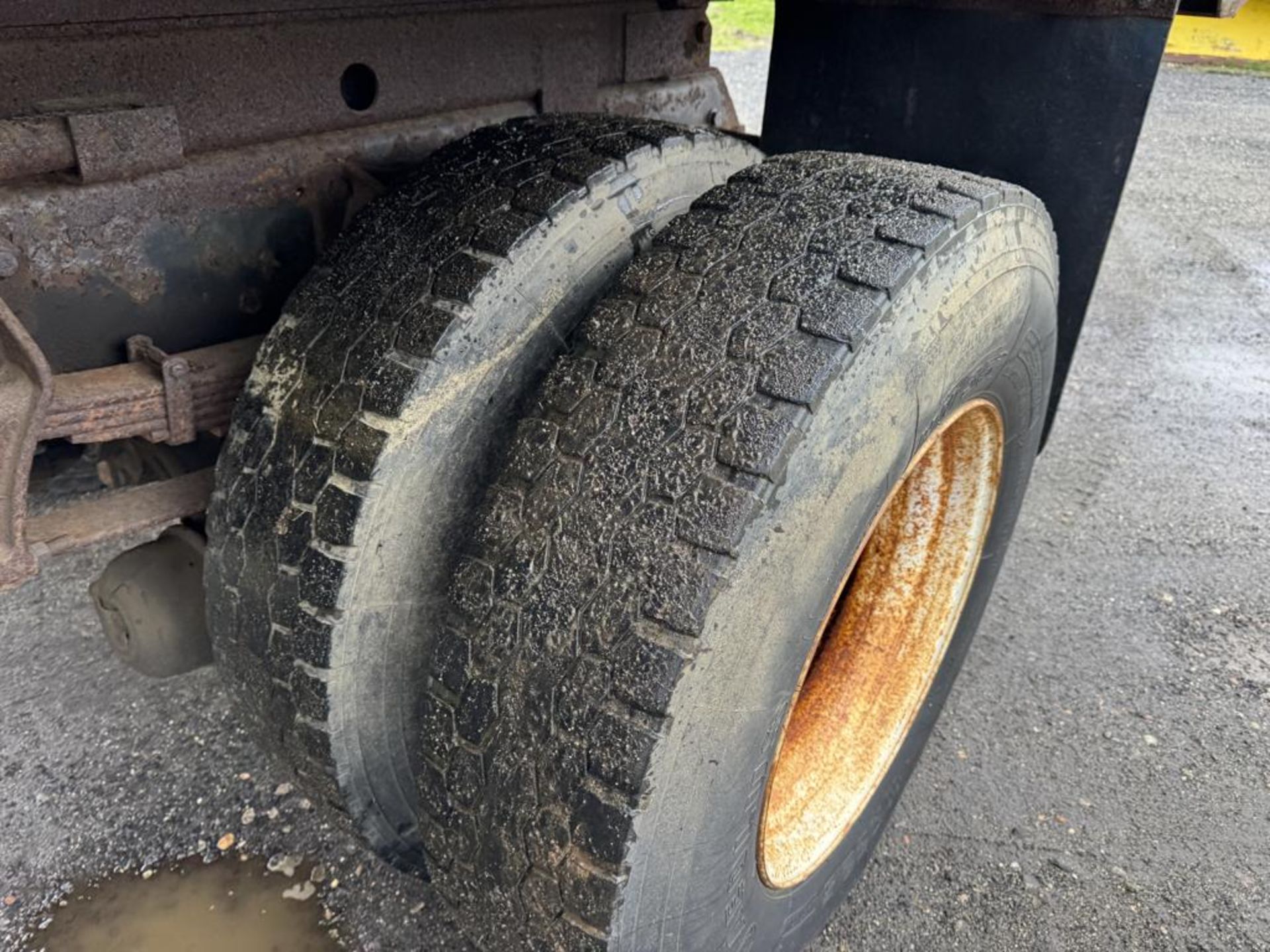 2006 International 4400 Single Axle Dump - Image 15 of 21