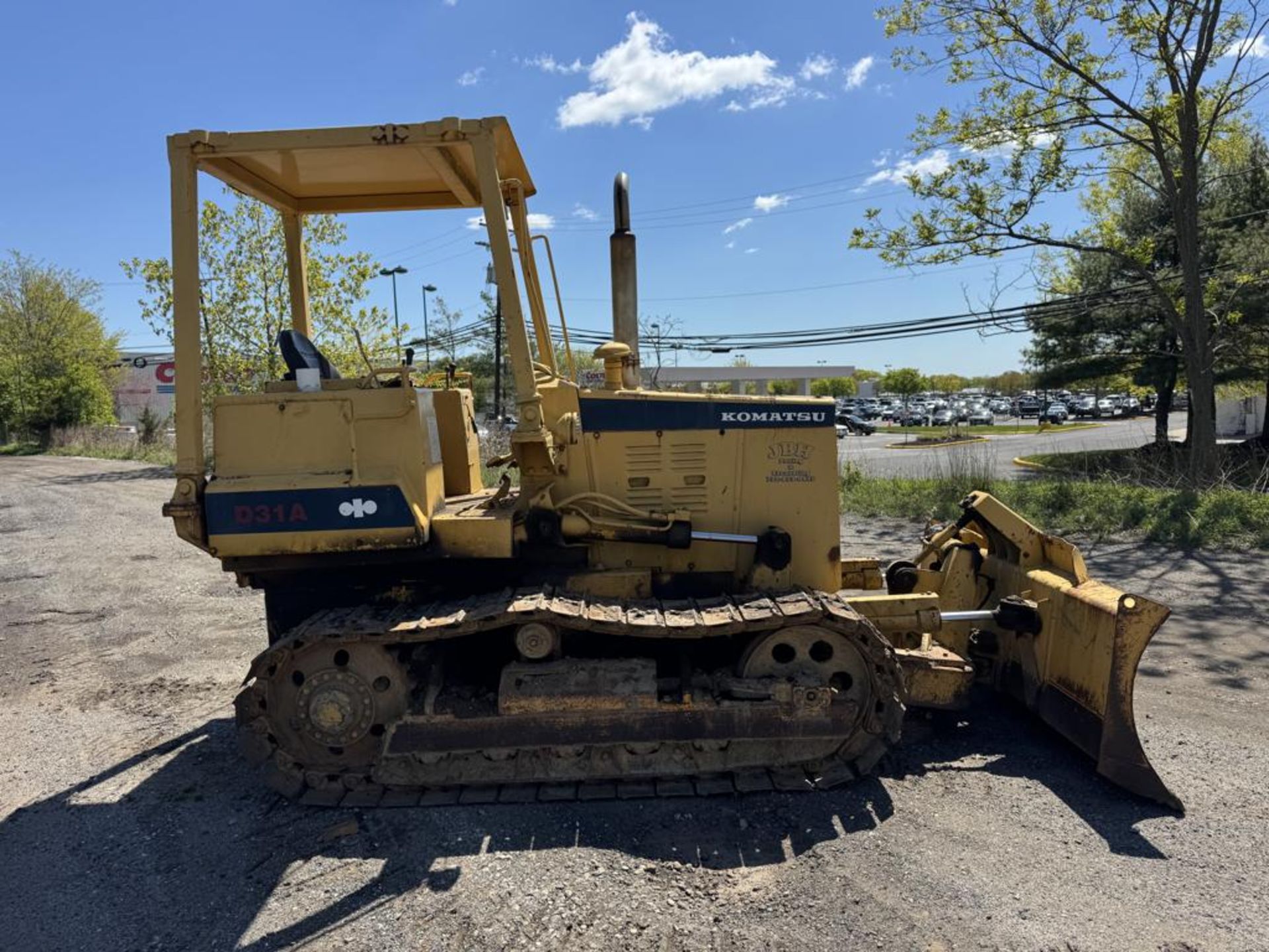 Komatsu D31A-17 Crawler Dozer - Image 3 of 27