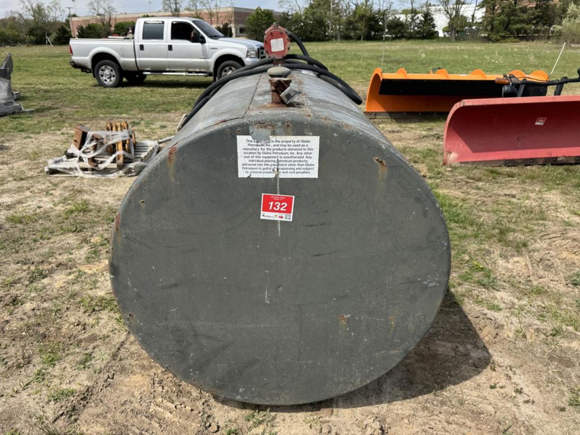 500 Gallon Diesel Tank w/ Pump - Image 2 of 4