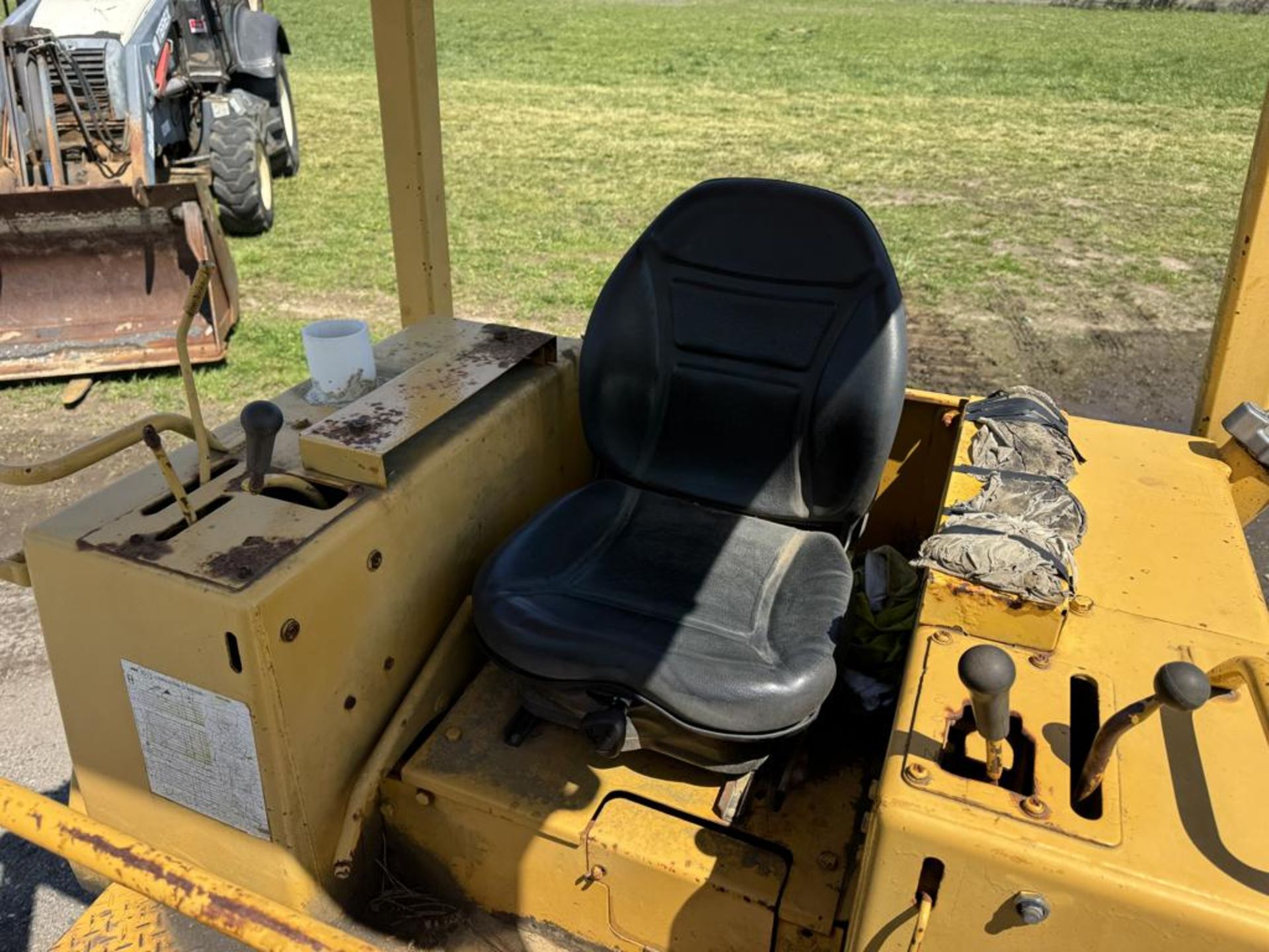 Komatsu D31A-17 Crawler Dozer - Image 23 of 27