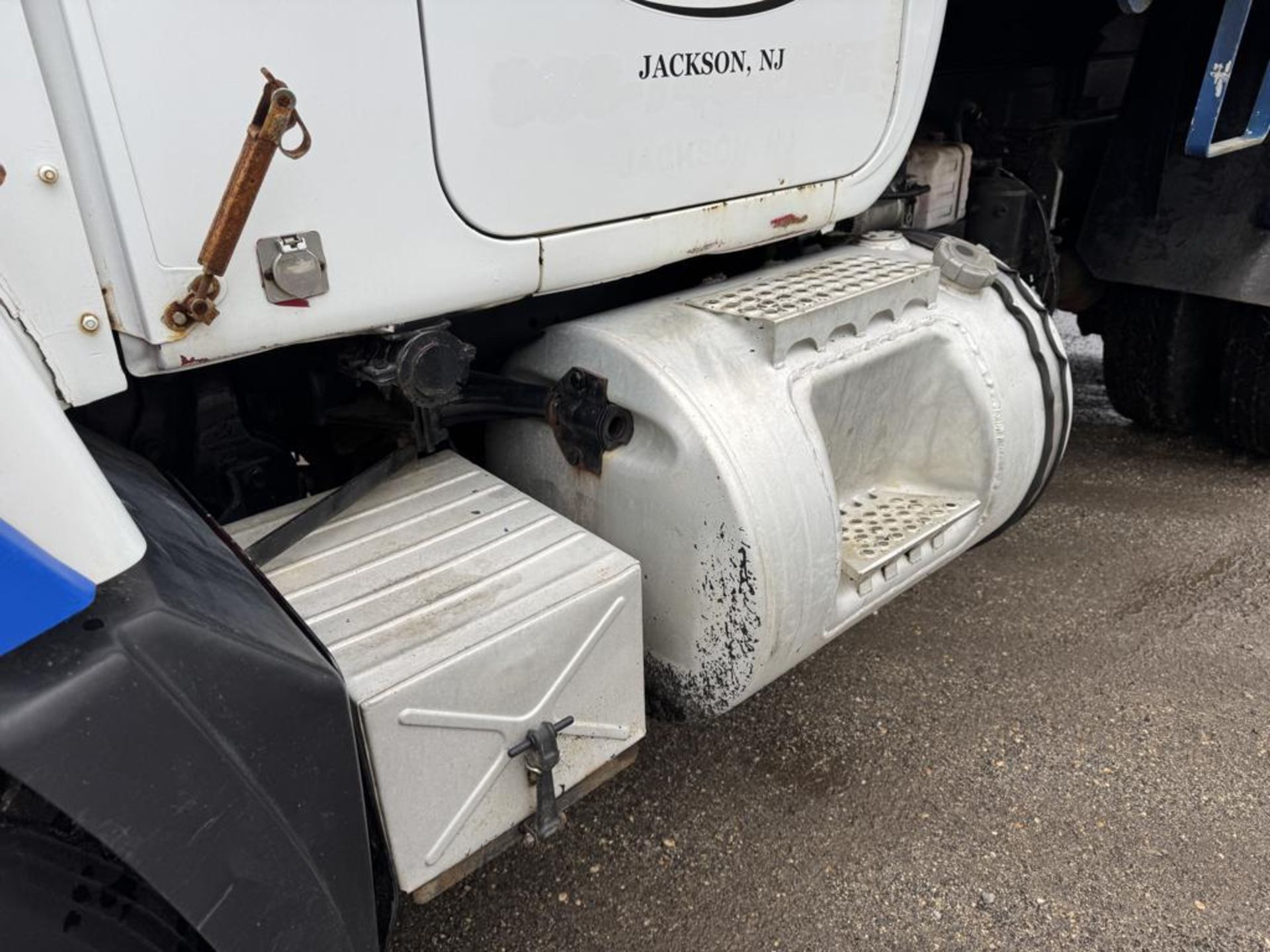 1999 Mack RD688SX Tandem Dump - Image 14 of 44