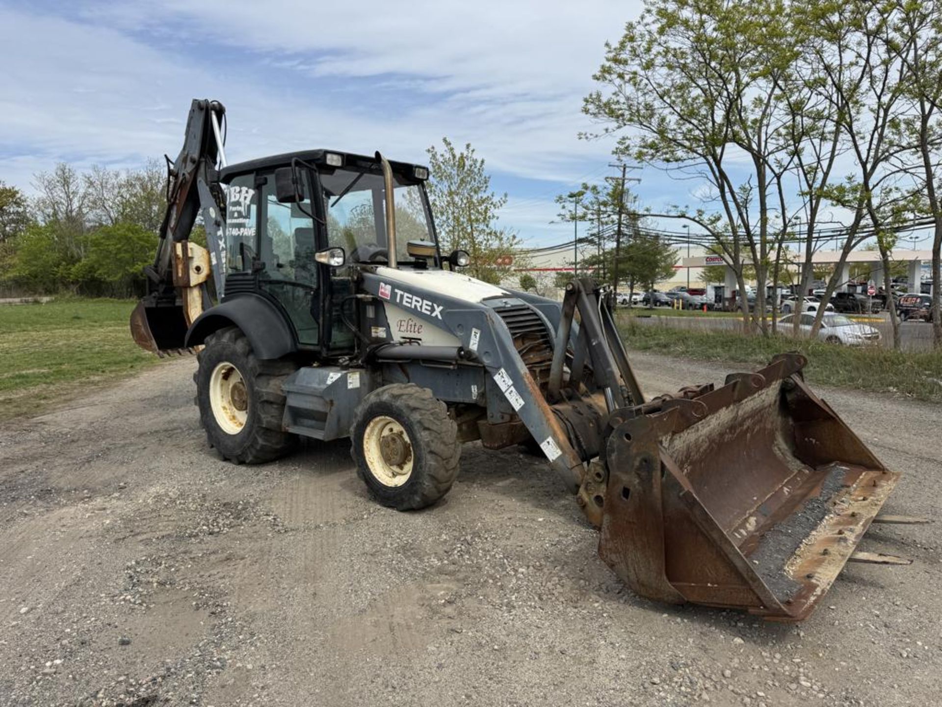 2009 Terex TX860B 4x4 Backhoe - Image 2 of 34
