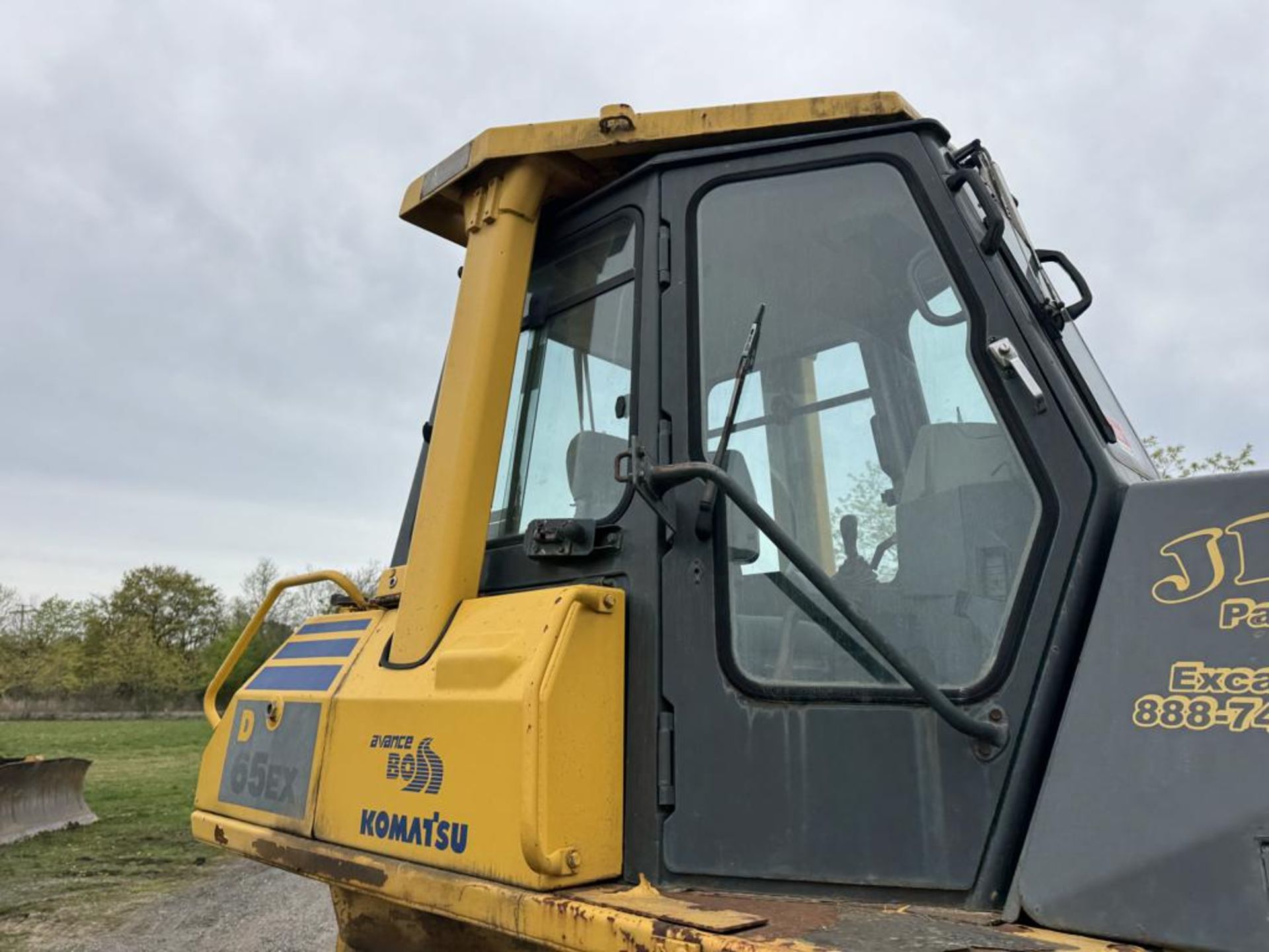 Komastu D65EX-12 Crawler Dozer - Image 29 of 41