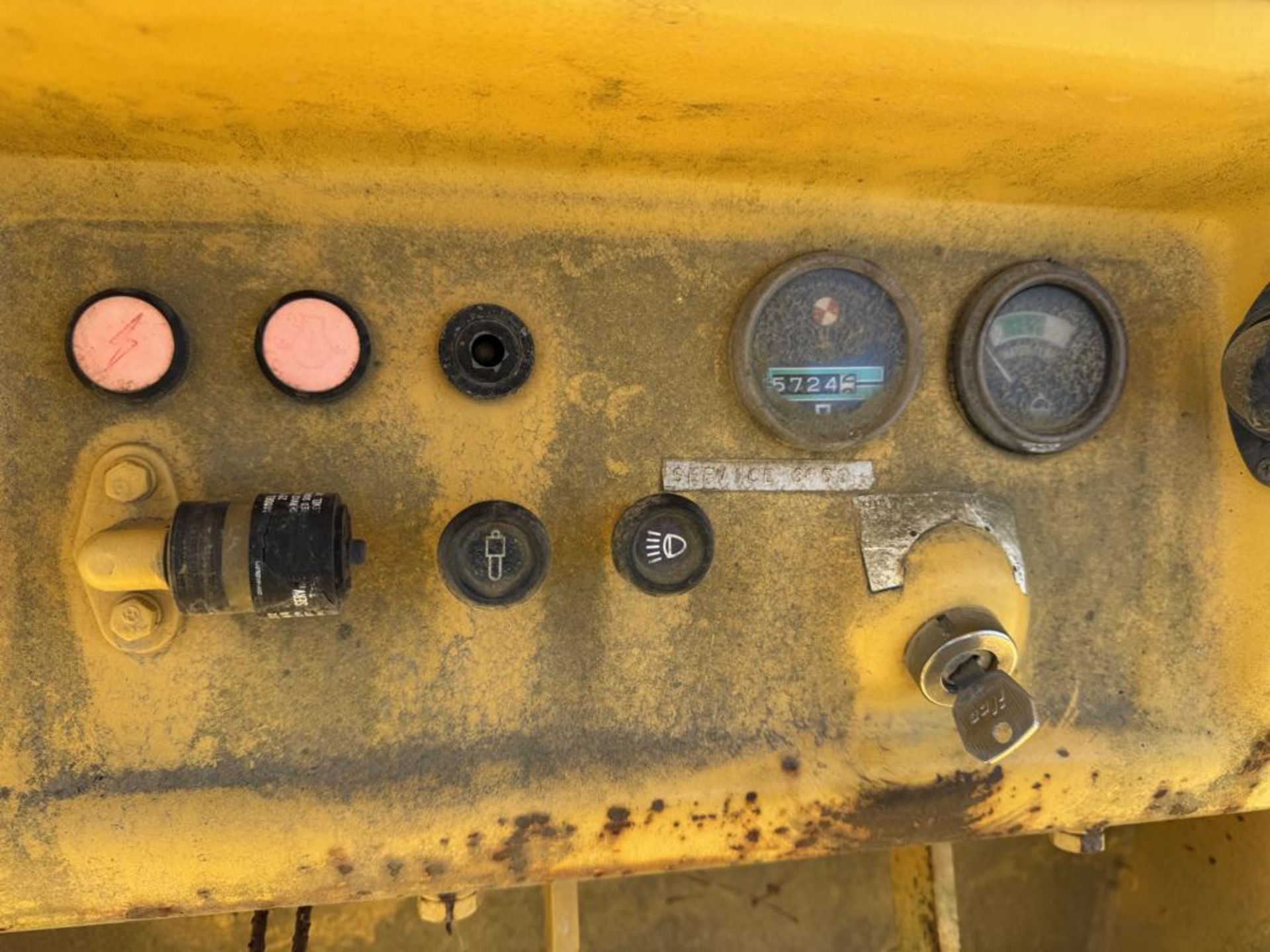 Komatsu D31A-17 Crawler Dozer - Image 26 of 27