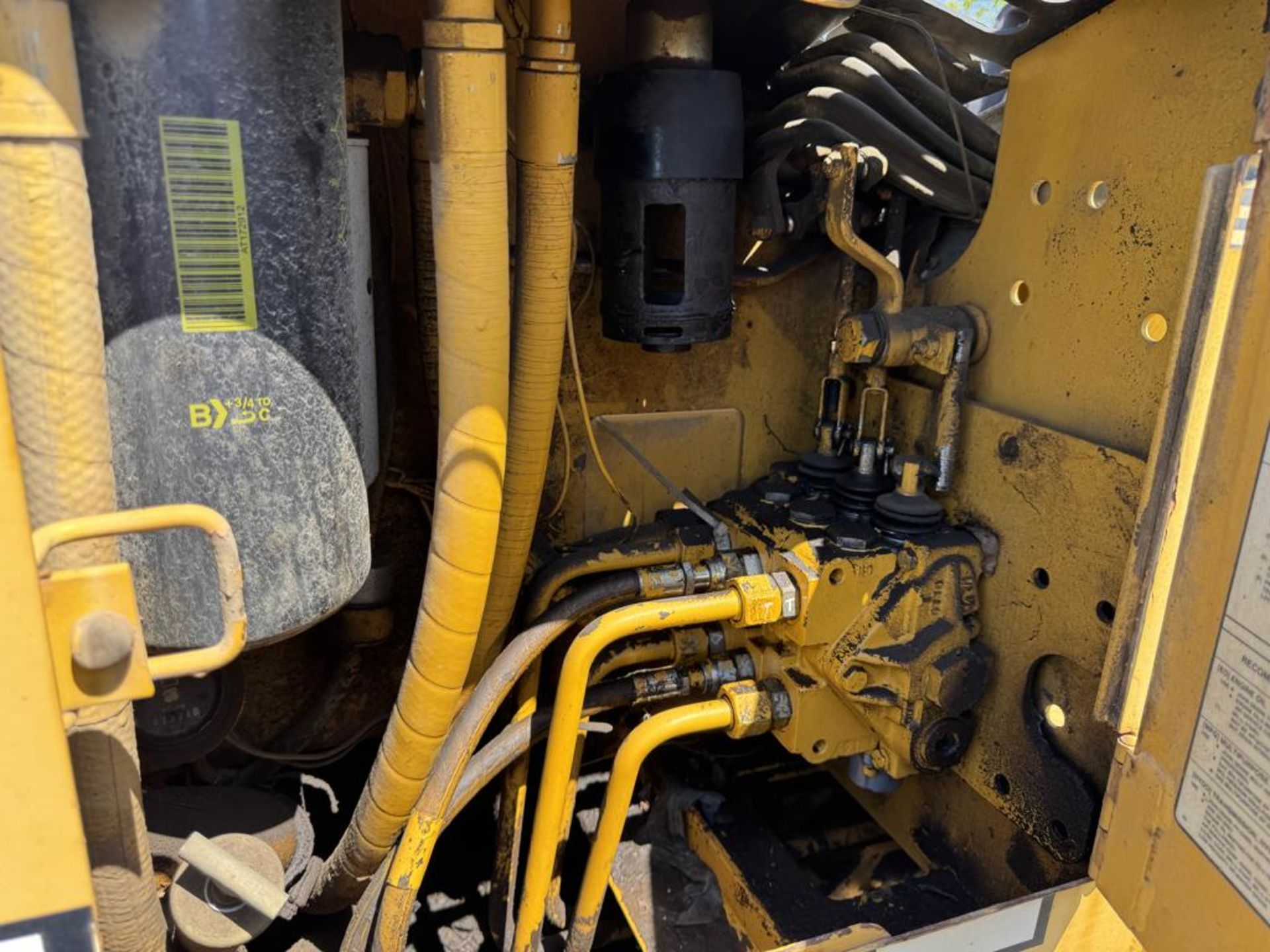 John Deere 450G Crawler Dozer - Image 25 of 25