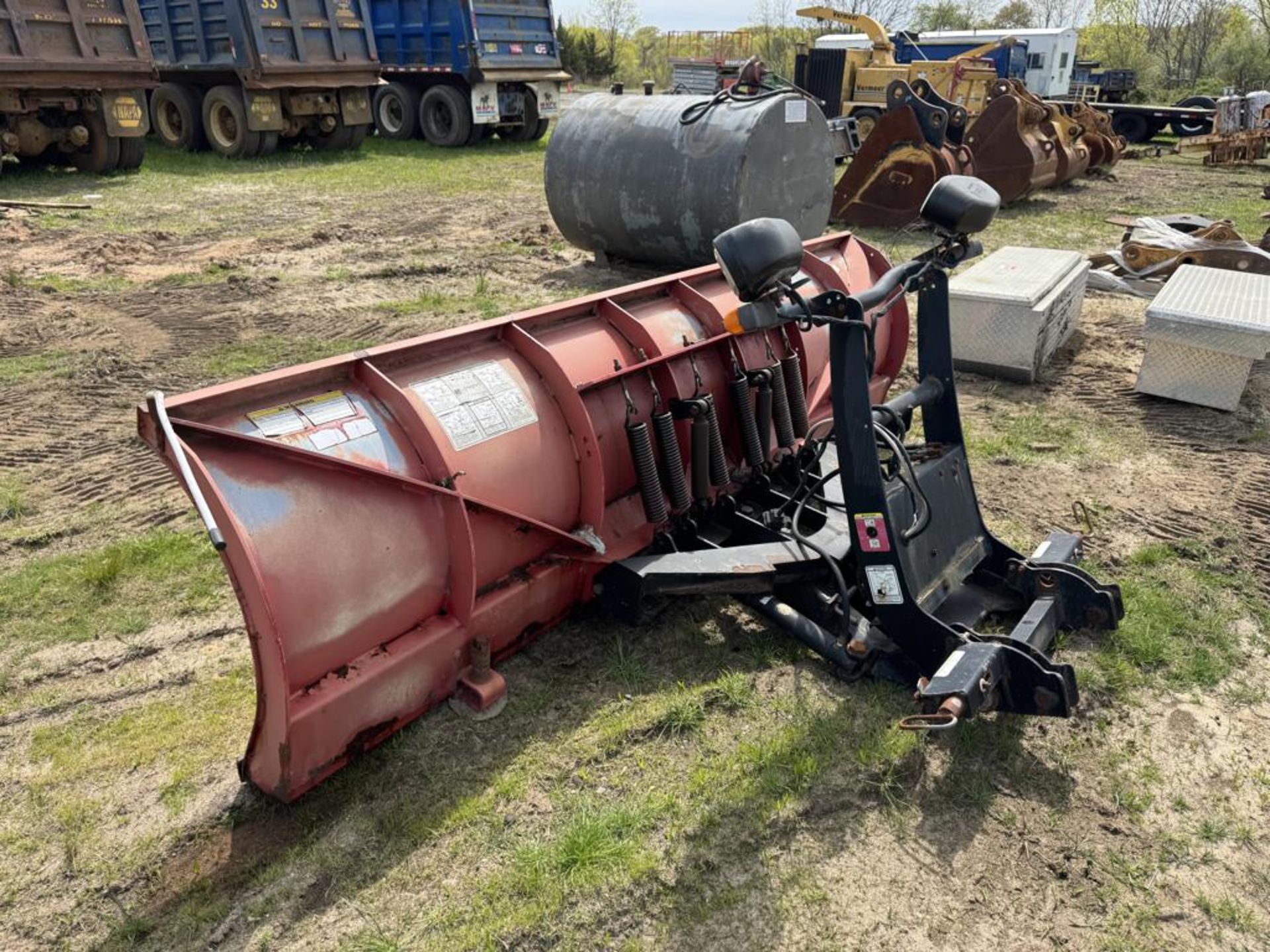 Boss 10’ Heavy Duty Snow Plow - Image 4 of 7
