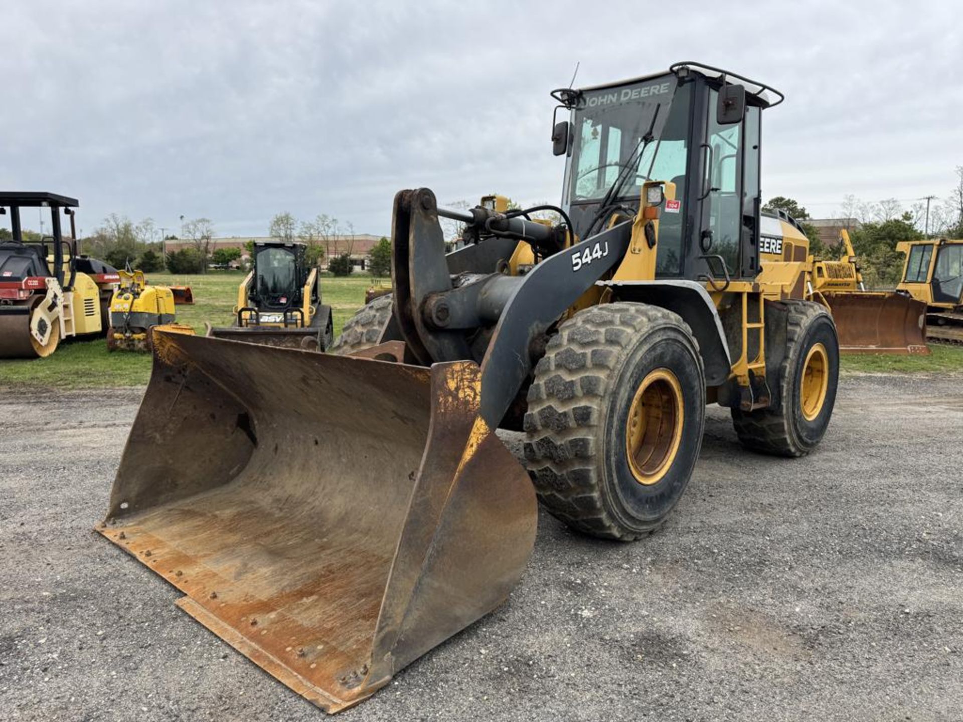 John Deere 544J Wheel Loader - Image 2 of 35