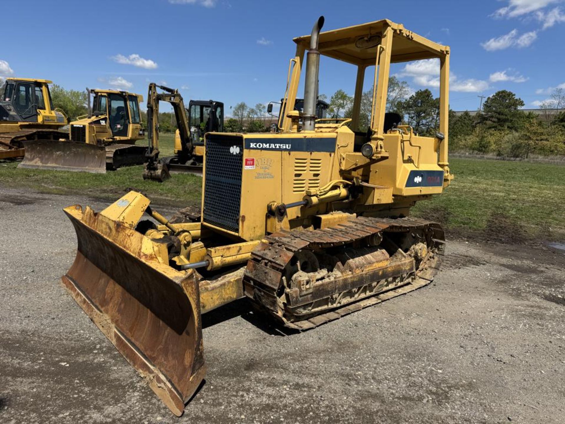 Komatsu D31A-17 Crawler Dozer - Image 9 of 27