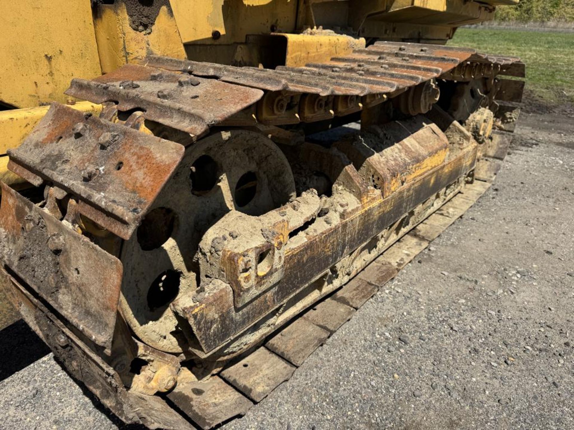 Komatsu D31A-17 Crawler Dozer - Image 13 of 27