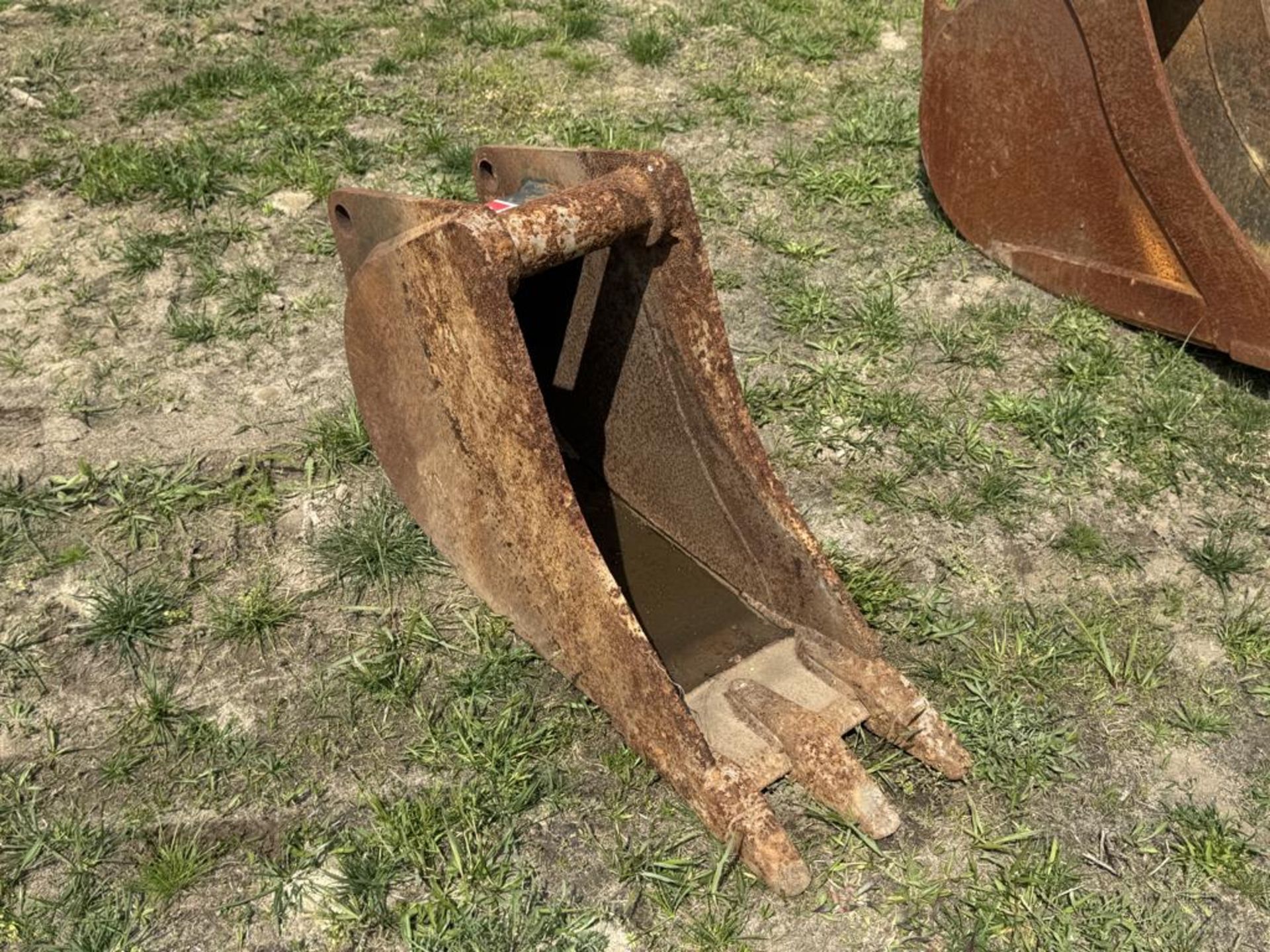Woods 12" Backhoe Bucket