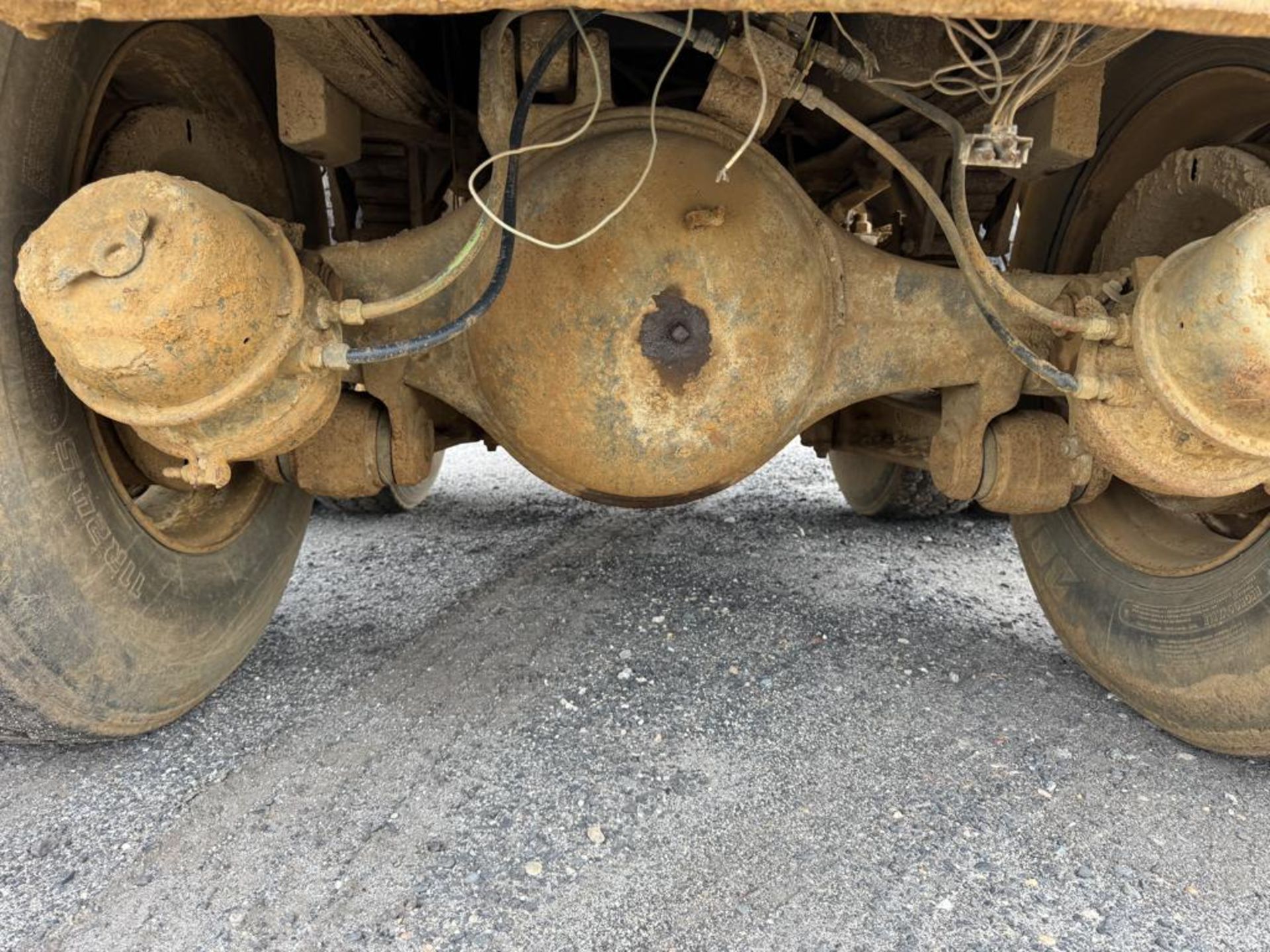 1987 Ford LTL 9000 Tandem Dunp - Image 14 of 30