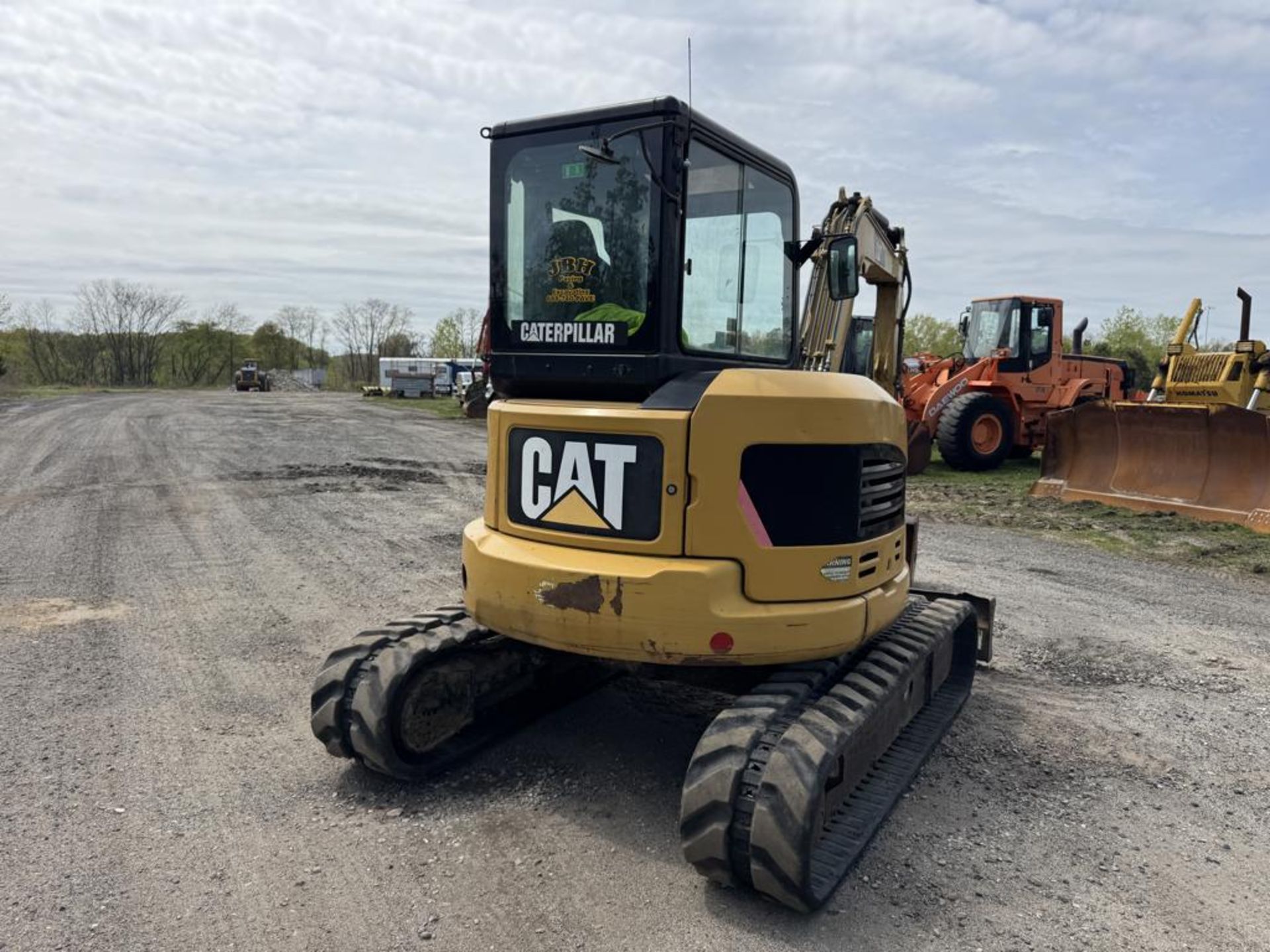 Caterpillar 305D-CR Tracked Excavator - Image 9 of 34