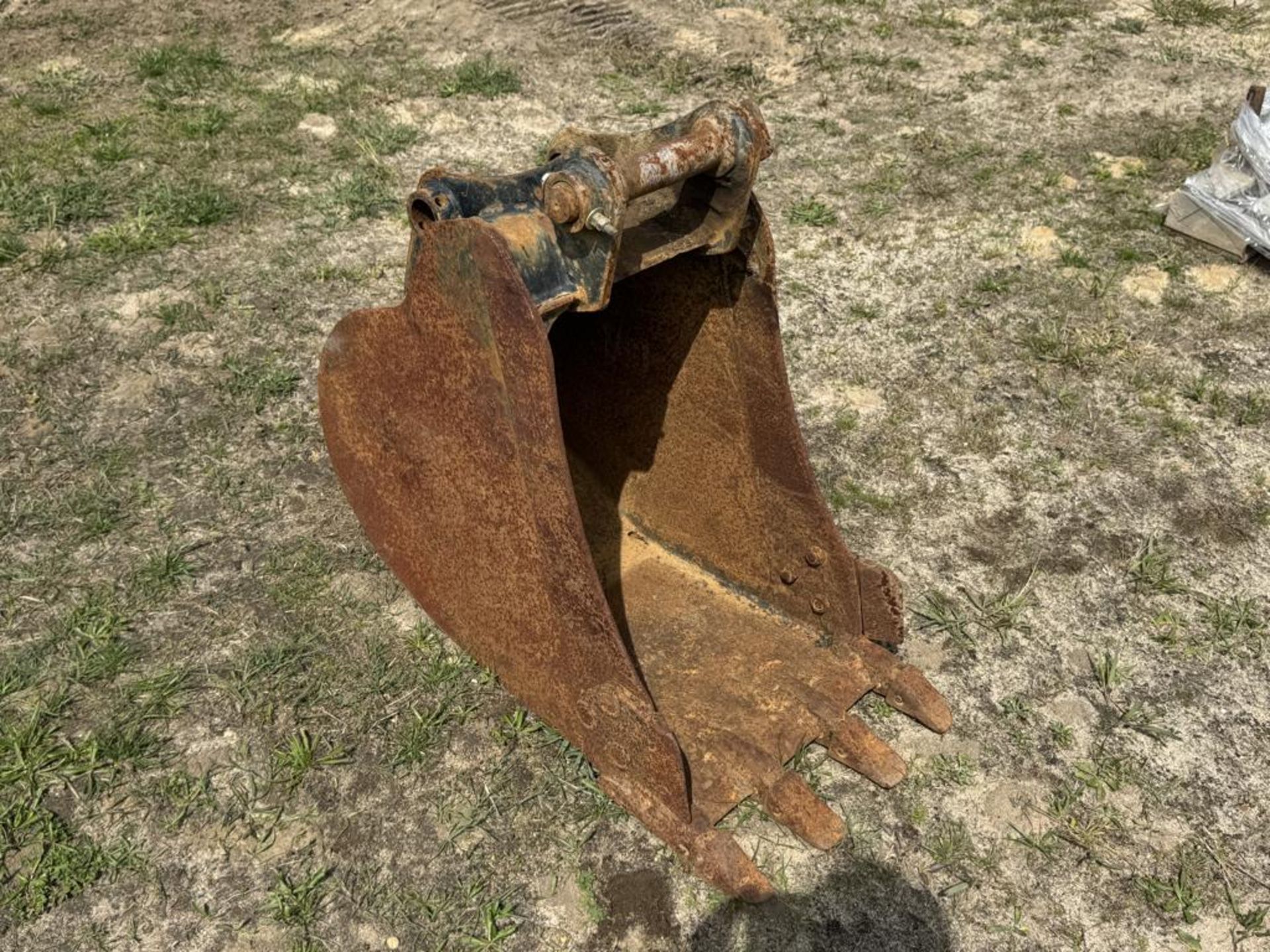 16" Excavator Bucket