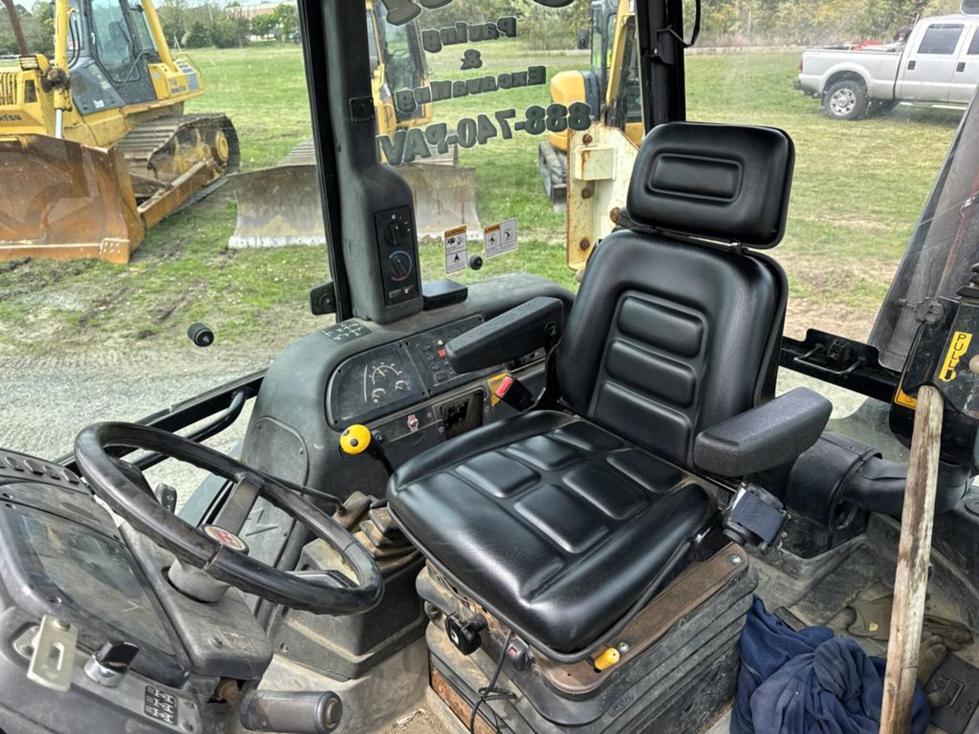 2009 Terex TX860B 4x4 Backhoe - Image 26 of 34