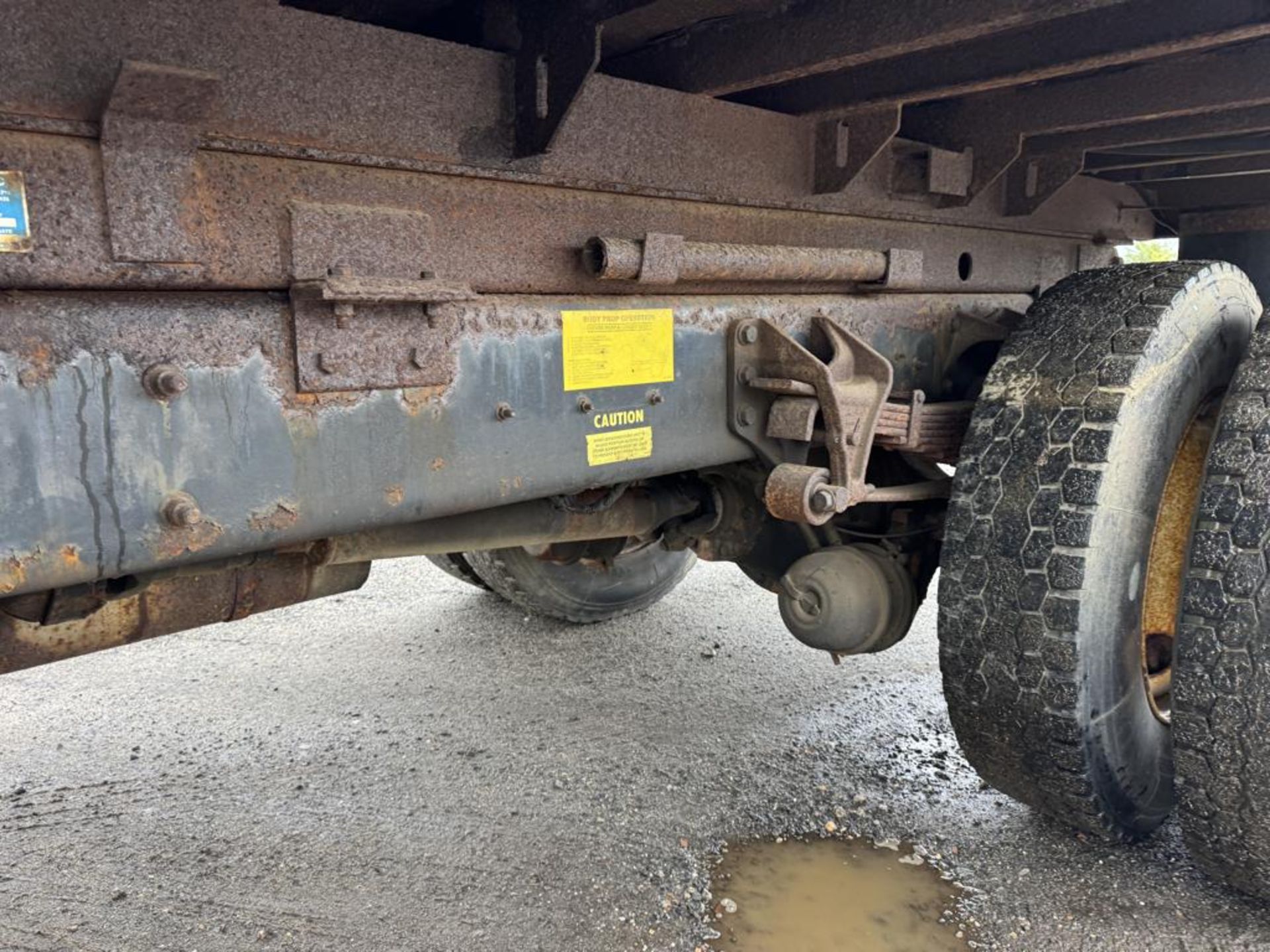 2006 International 4400 Single Axle Dump - Image 14 of 21