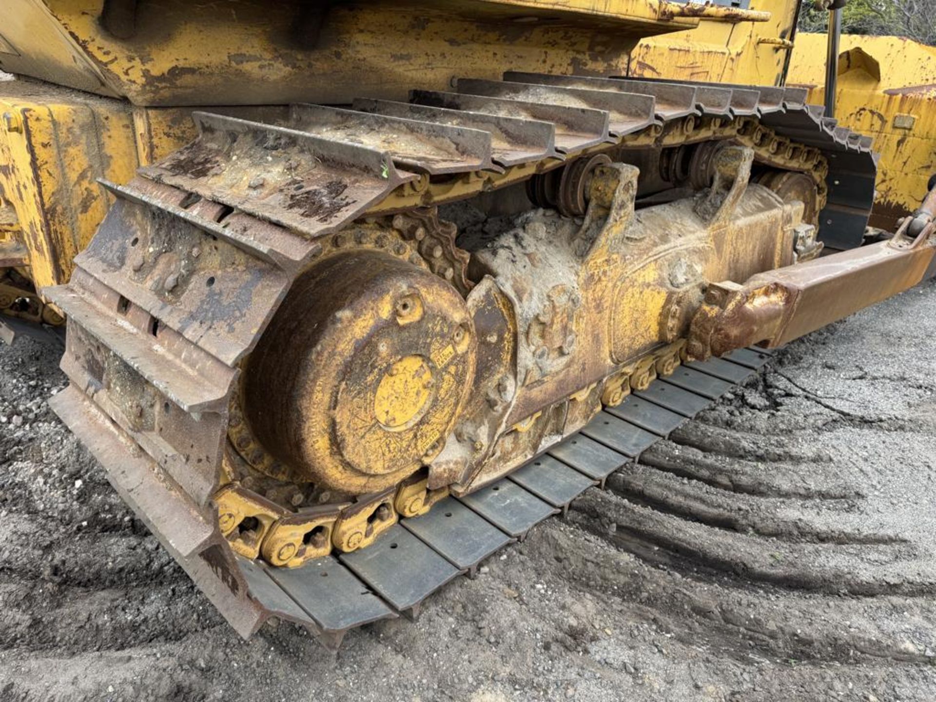 Komastu D65EX-12 Crawler Dozer - Image 20 of 41