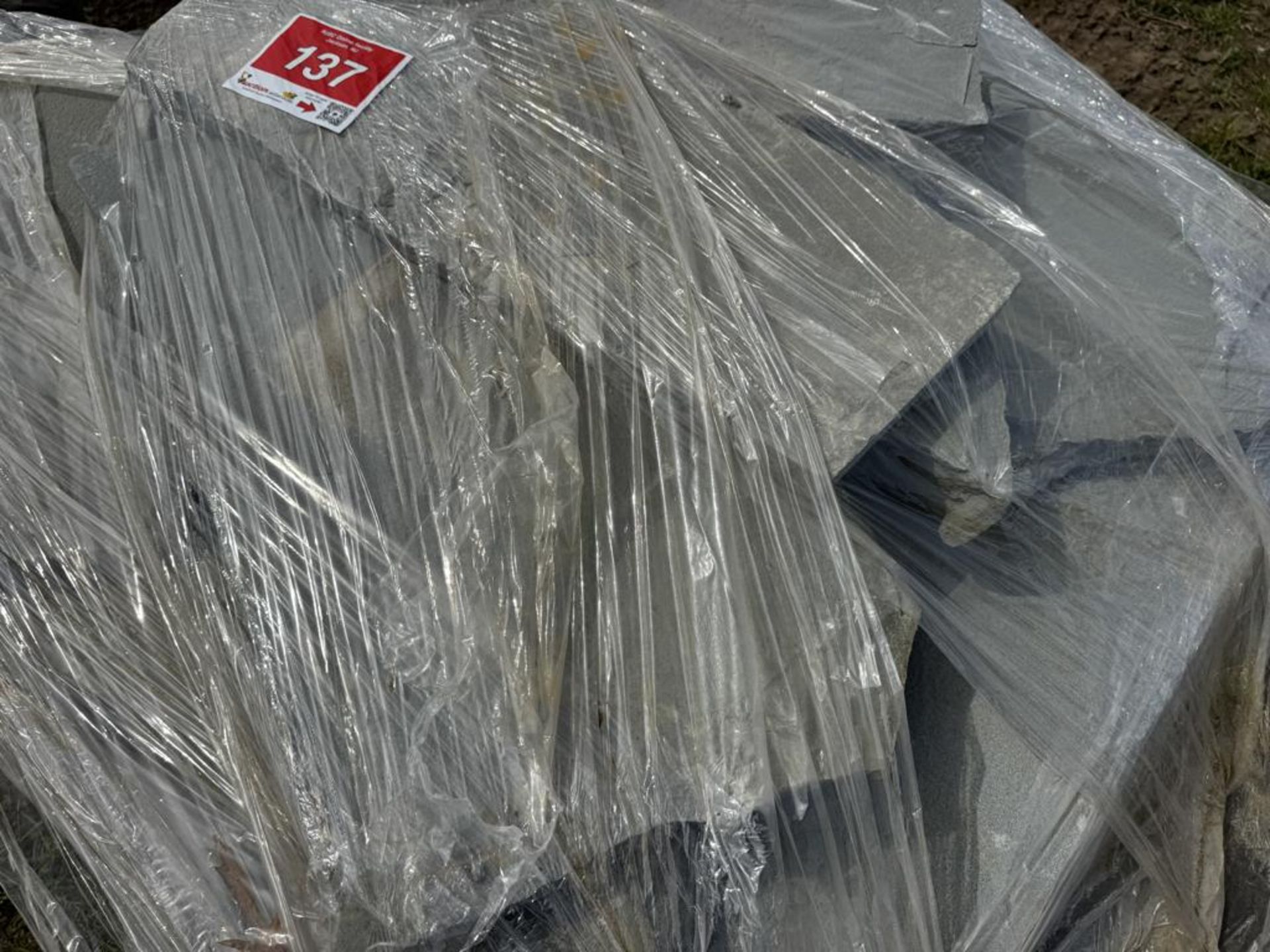 Pallet of Hardscape Slate - Image 2 of 2