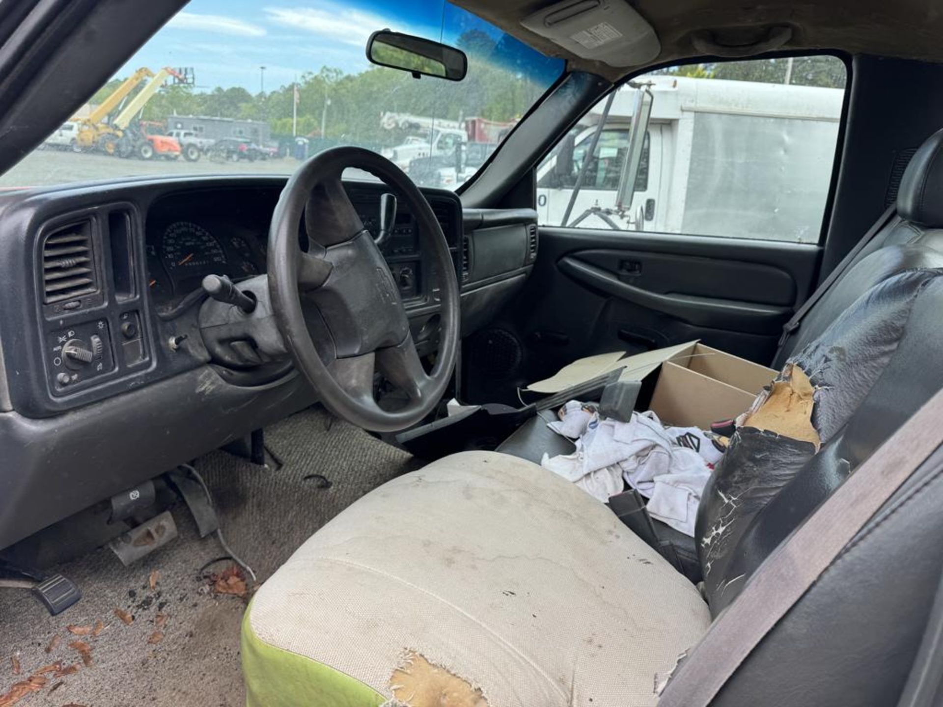 2007 Chevy 3500HD - Image 11 of 14