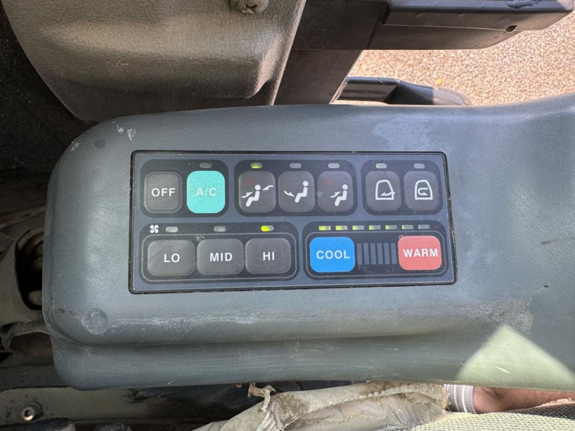 2014 Bobcat E85 Tracked Excavator EROPS - Image 37 of 42