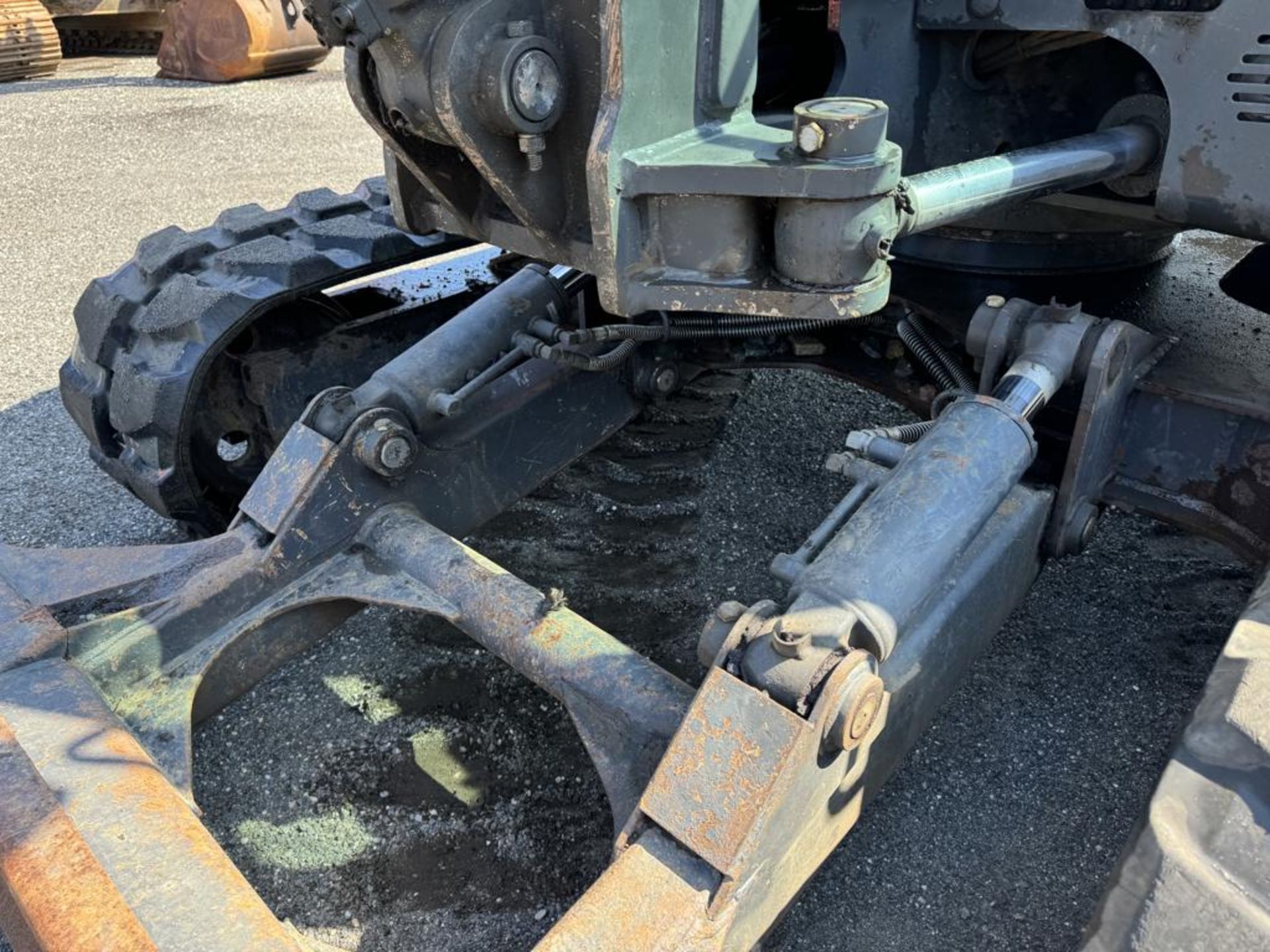 2014 Bobcat E85 Tracked Excavator EROPS - Image 26 of 42