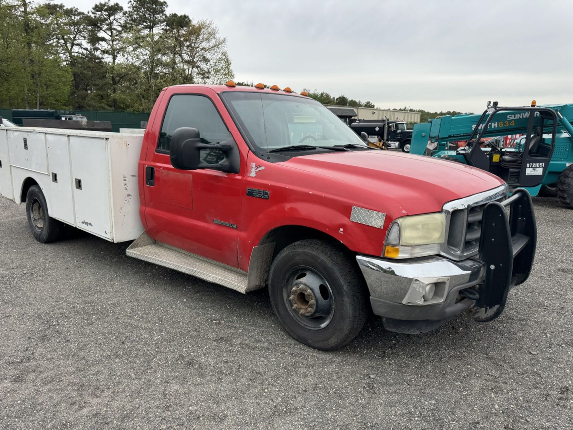 2002 Ford F-350 Service Truck Diesel w/ Lift Gate - Image 7 of 24