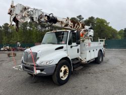 2011 International 4300 Altec DM47TR Digger