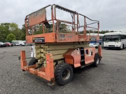 JLG 4394RT Rough-Terrain Scissor Lift 43’
