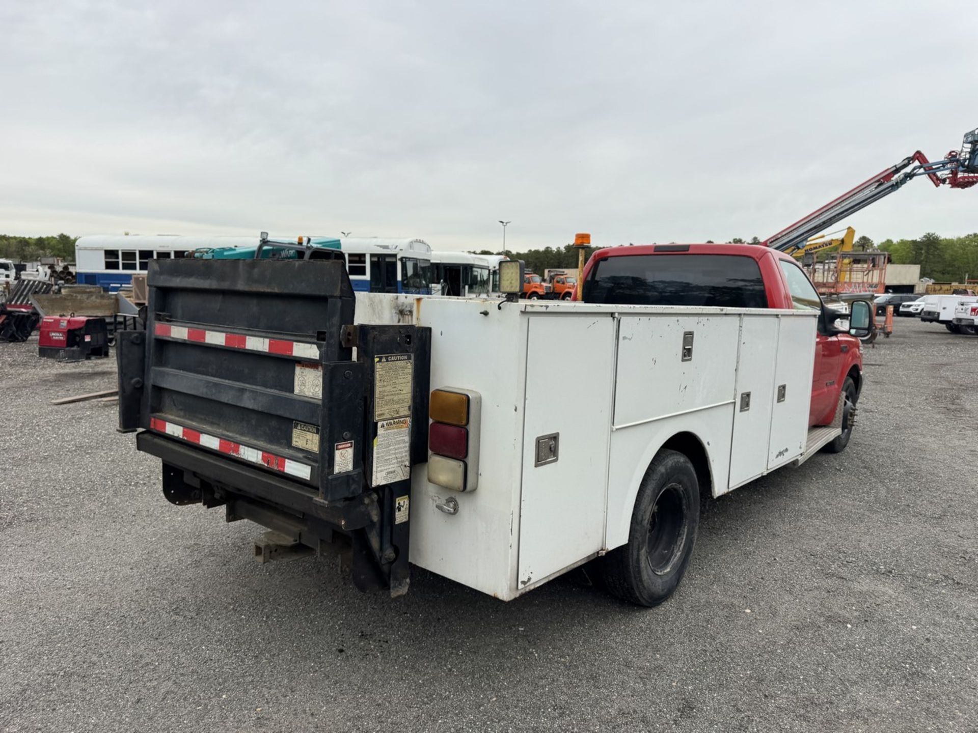 2002 Ford F-350 Service Truck Diesel w/ Lift Gate - Image 11 of 24