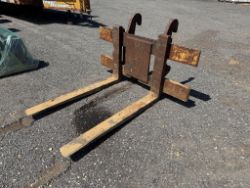 John Deere 924G Loader Forks