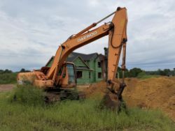 2004 Daewoo 175LCV Tracked Excavator (INOPERABLE)