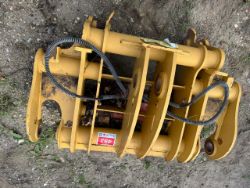 Heavy Duty Hydraulic Coupler / Attachment Assembly