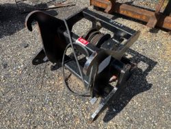 JCB Coupler w/ Winch Box