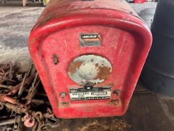 Lincoln Electric Welder / Power Source