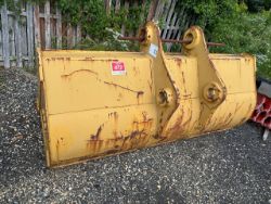 Caterpillar Excavator Bucket 84