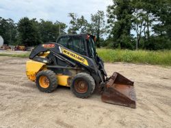 2011 New Holland L230 Skid Steer