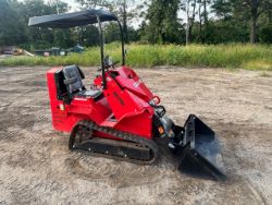 2025 AGT SD-140T Mini Skid Steer