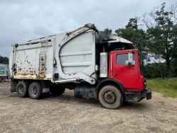 2008 Mack MRU613 Front Loading Garbage Truck