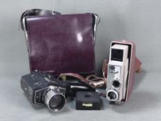 Zwei Filmkameras, bestehend aus Bell & Howell Super 8 Director Series XL Model 1208 in Tasche und A