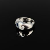 Saphir Diamant Ring, 585/14k Weißgold (punziert), Gesamtgewicht 8,78g, mittig ovaler, facettierter 