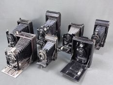 Konvolut 7 Kameras, bestehend aus Houghton-Butcher, Kodak "No. 2A Folding Autographic Brownie", Wel