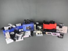 Konvolut 6 Kameras, bestehend aus Olympus "Digital Camera C-750 UltraZoom" mit diversem Zubehör, Ol