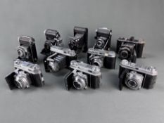 Konvolut von zehn Rollfilm Kameras mit Objektiven, Auszug, verschieden, Auszug, , bestehend aus Bal