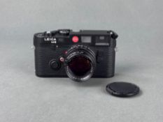 Leica M6 Nr. 2414572 mit Leitz Objektiv Summilux 1:1.4/50 Nr. 3445638, Funktion überprüft, sehr gut