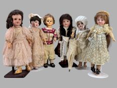 Konvolut Puppen, verschiedene Hersteller, 6 Teile, bestehend aus Puppenmädchen Armand Marseille, am