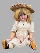 Puppenmädchen, Saargebiet, 1920, am Hinterkopf bezeichnet "1920, Made in Sarre, SP, S", Porzellan-K