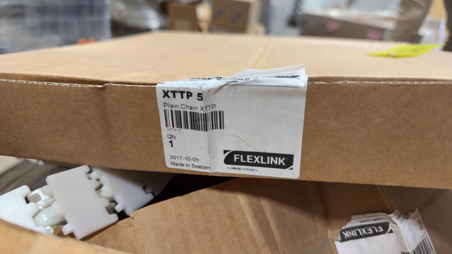 Palletized lot containing multiple cartons of FlexLink XTTP 5 plain ...